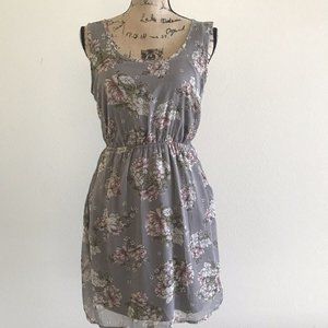 Band of Gypsies, Gray, Floral Dress, Size Medium